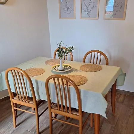 马缇札尼博通克公寓 *