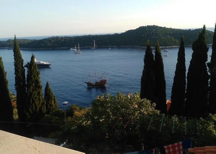 Matea Zlatni Potok